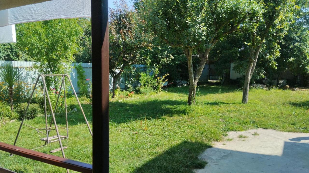 Эльза Hotel Gudauta Ngoại thất bức ảnh